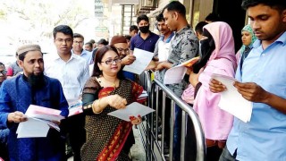 করোনাভাইরাস: নরসিংদীতে হোম কোয়ারেন্টাইনে ১৫, জেলা প্রশাসনের প্রচারপত্র বিতরণ